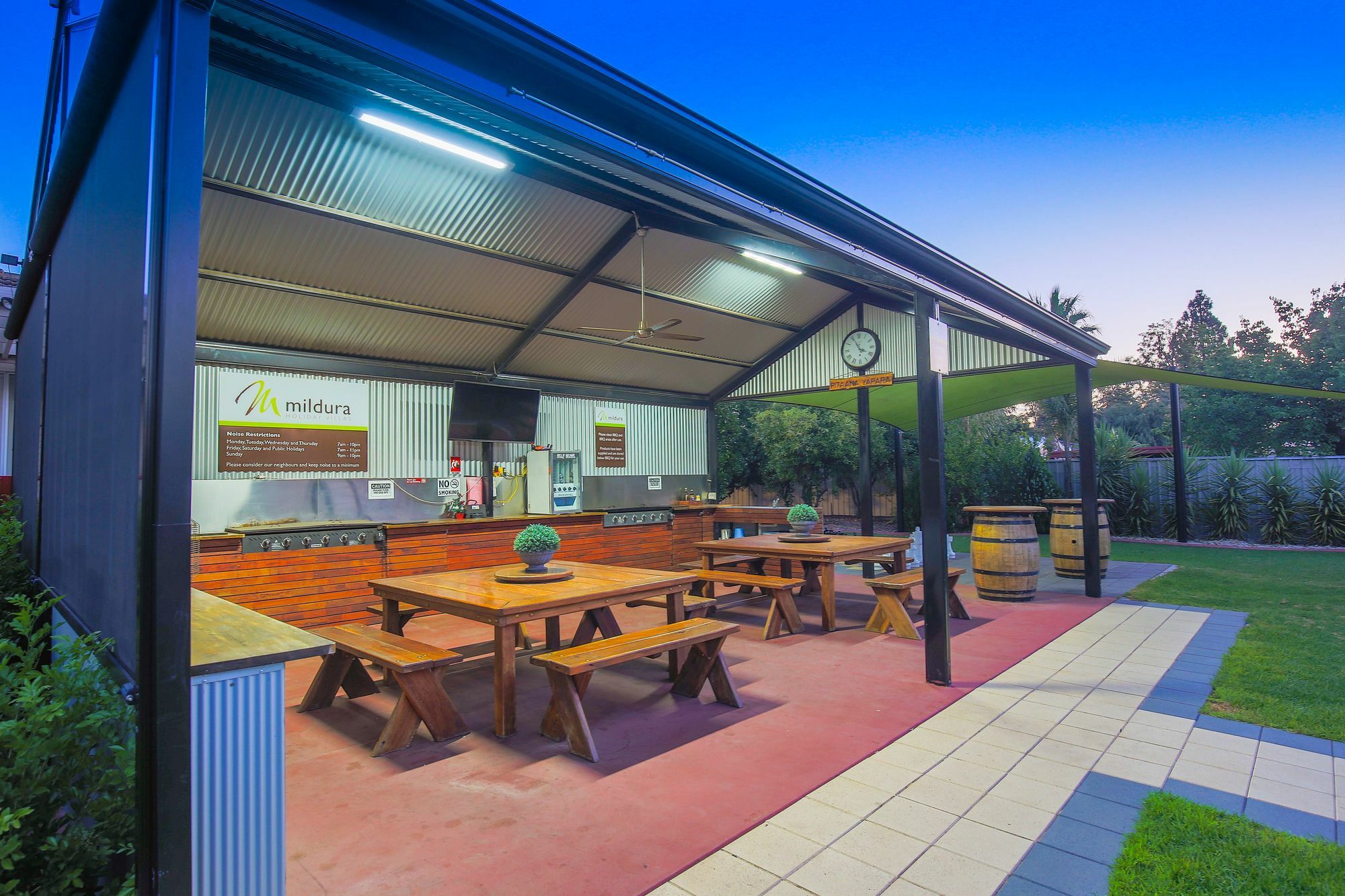 Mildura Holiday Villas Екстериор снимка
